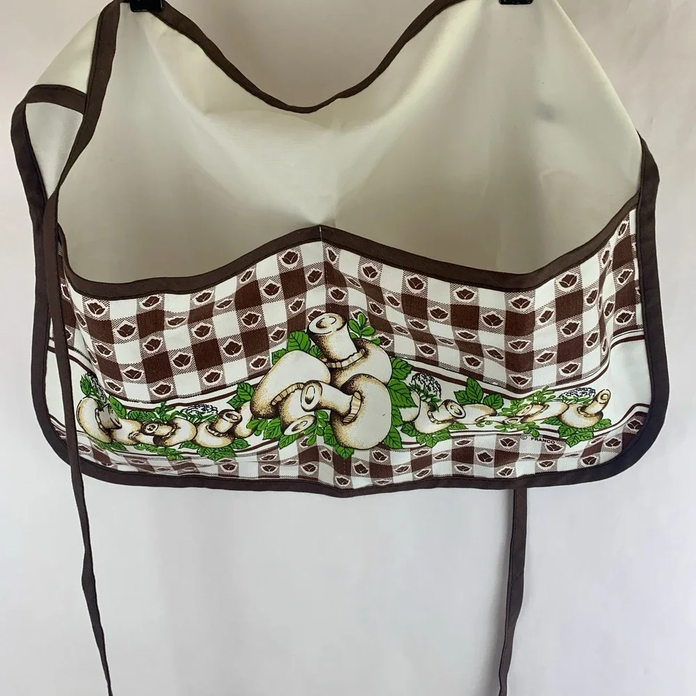 Vtg Half Apron Retro Mushrooms Vegetables Homesteading Franco Pockets Checkered